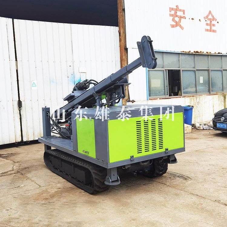 Features of crawler full hydraulic drilling rig